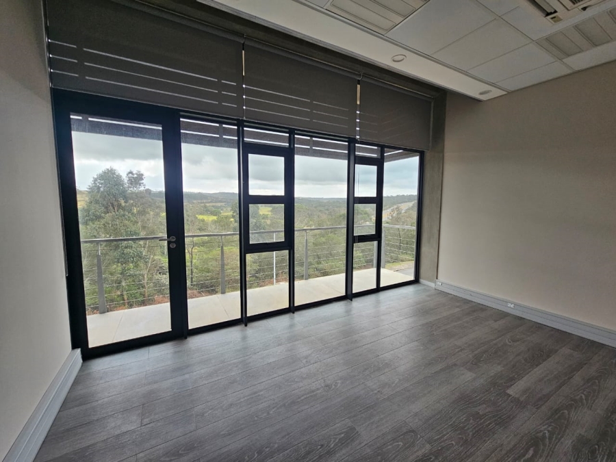 To Let commercial Property for Rent in Beacon Bay North Eastern Cape